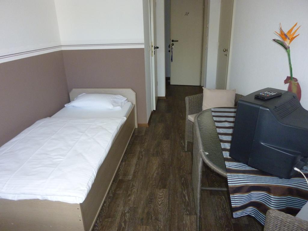 Achathotel Zum Schwan Idar-Oberstein Room photo